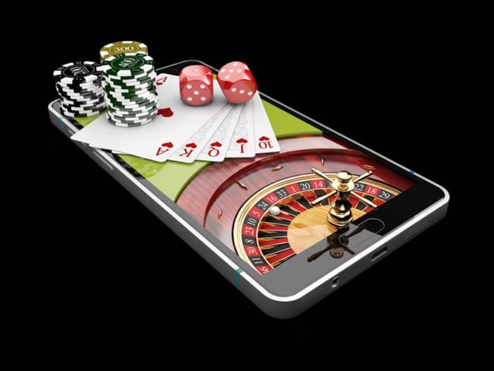 togel178 login Ceme Online table layout with player seats and ante pot
